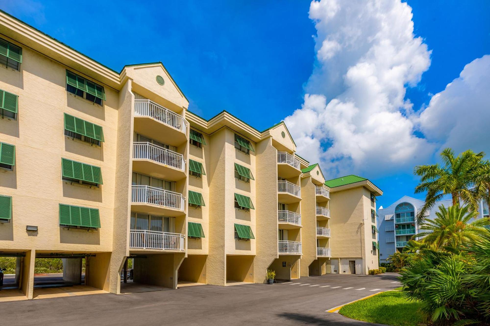 Sunrise Suites Catalina Suite #311 Кей Уест Стая снимка